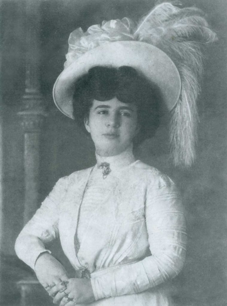 Retrato de Maria Esther, mãe de Nelson.