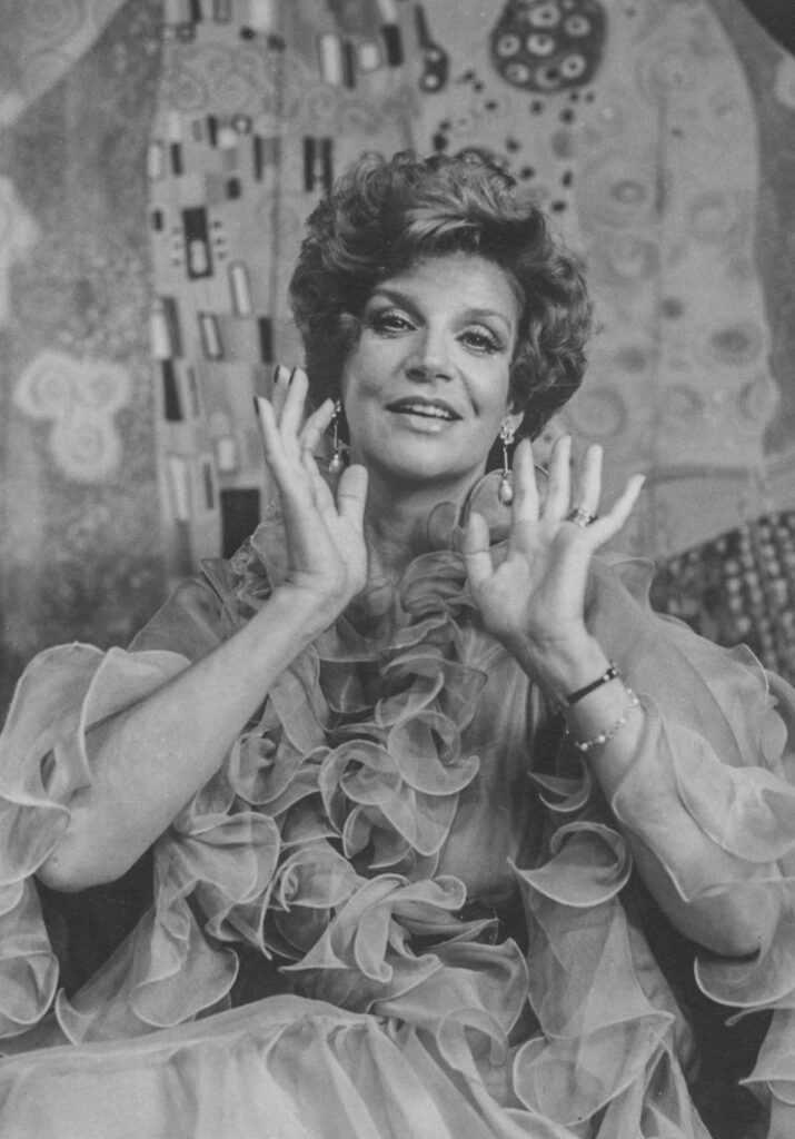 Tônia Carrero no espetáculo Constantina, de 1974. Acervo da família